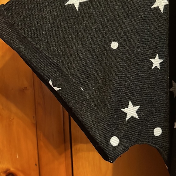 Black T-shirt With Stars and Circles Size 3X - Picture 4 of 5